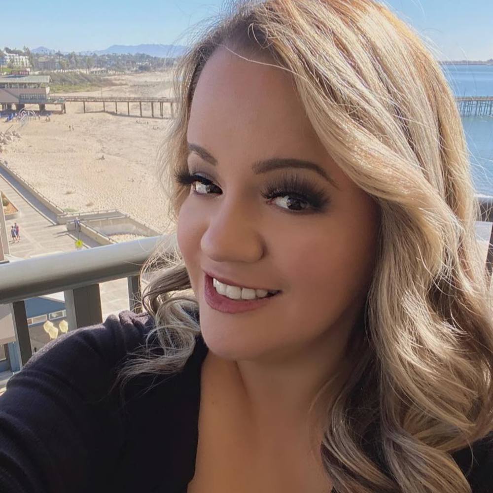 Meet your Posher, Claudia